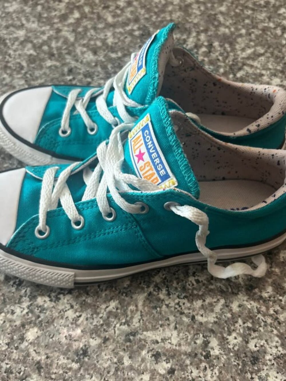 Converse Chuck Taylor All Star Teal Low Top Sneakers Kids size 2